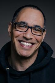  Raphaël-Aaron Moss &copy; 